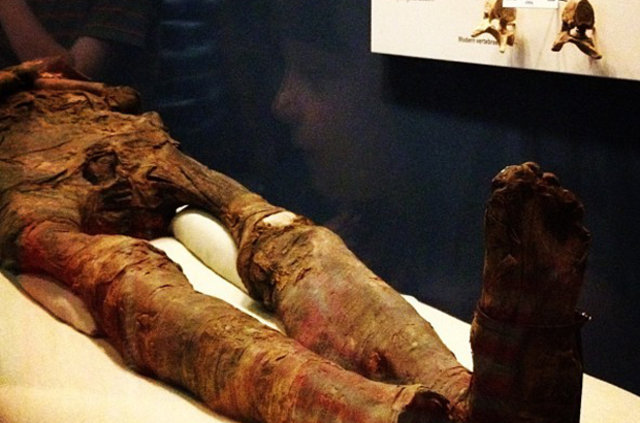 ABD'li bekçi 2 bin 500 yıllık mumyaya tecavüz etti