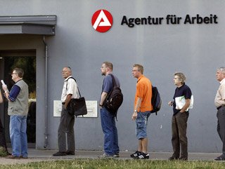 Almanya'da işsizlik oranı düşüyor