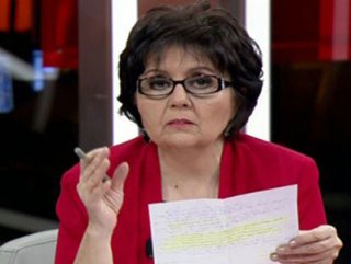 Ayşenur Arslan Halk TV izleyicilerine kızdı