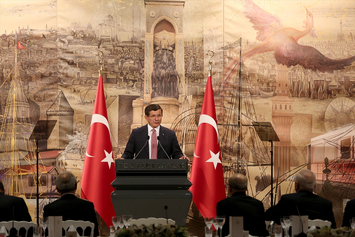 Başbakan Davutoğlu: 2016 çok daha iyi bir yıl olacak