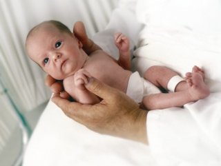 Küçük doğan bebek bakımı için öneriler