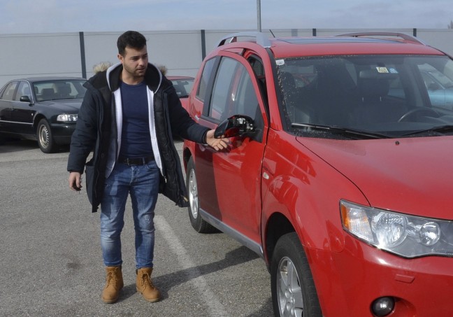 Avusturya'da yaşayan Türk, PKK yandaşlarından dayak yedi